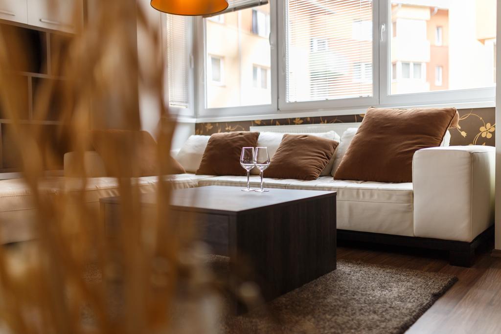 Modern Apartment with 2 bedrooms Karlsbad Buitenkant foto